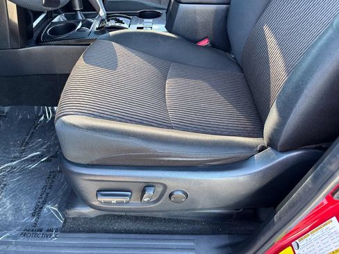 Used 2024 Toyota 4Runner TRD Off-Road AWD/4WD image 19