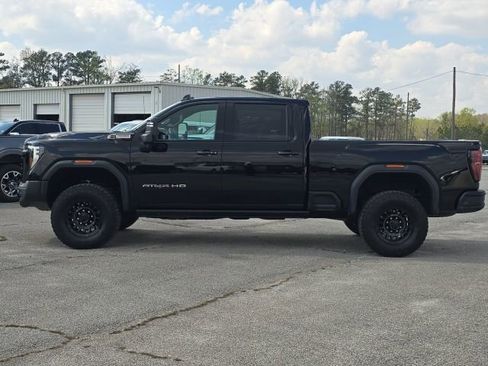 Used 2024 GMC Sierra 2500 AT4X w/ AT4X AEV Edition image 2