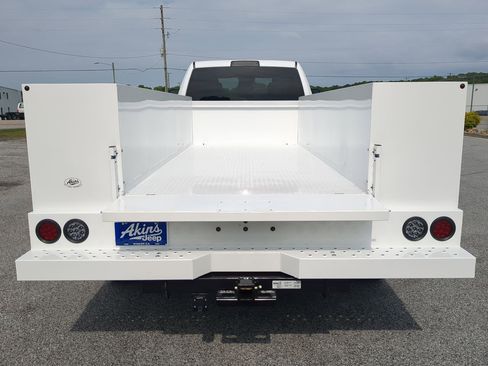 New 2026 RAM 4500 Tradesman w/ Chrome Appearance Group AWD/4WD image 11
