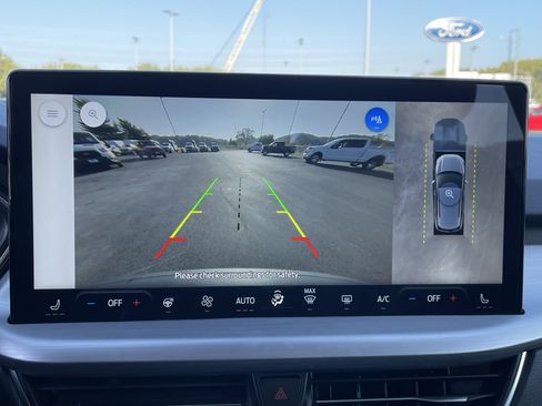 Used 2024 Ford Escape SE w/ PHEV Premium Package image 37