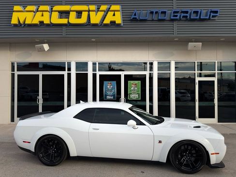 Used 2020 Dodge Challenger R/T Scat Pack image 1