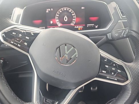 Used 2023 Volkswagen Tiguan SE R-Line AWD/4WD image 19