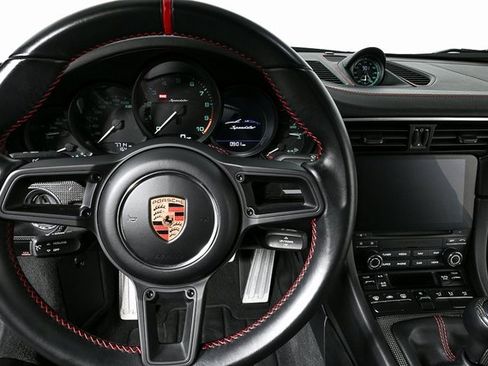 Used 2019 Porsche 911 Speedster image 10