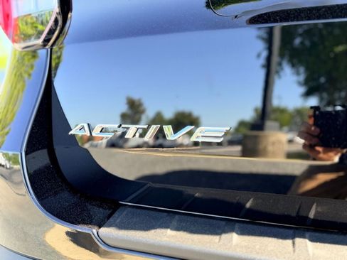New 2026 Ford Explorer Active RWD image 6