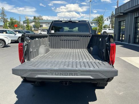 Used 2025 Toyota Tundra SR5 w/ SR5 Premium Package AWD/4WD image 20