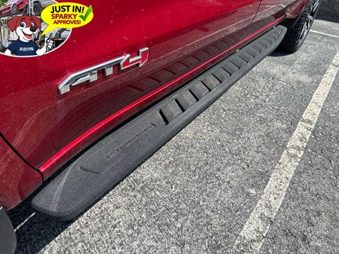 Used 2022 GMC Sierra 1500 AT4 w/ AT4 Premium Package AWD/4WD image 7