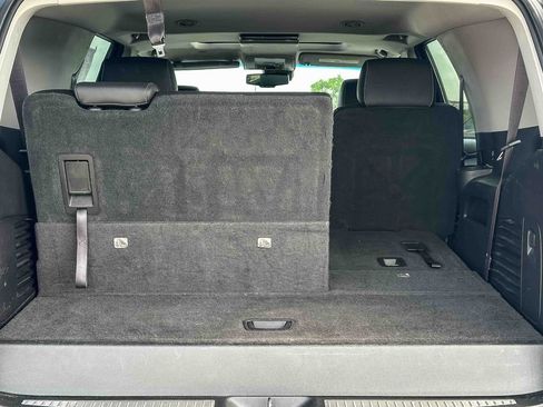Used 2016 Chevrolet Tahoe LT AWD/4WD image 23