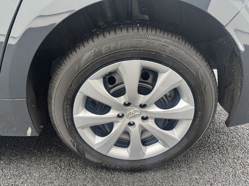 Used 2023 Toyota Corolla LE image 23