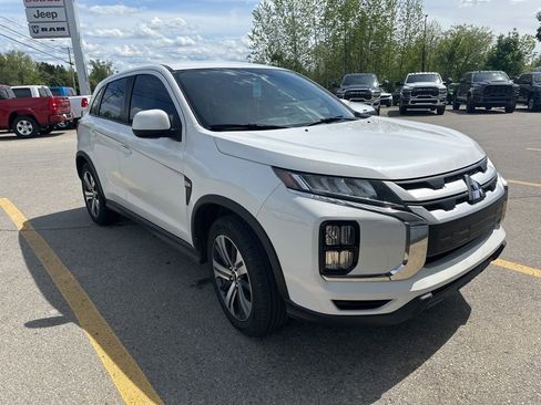 Used 2020 Mitsubishi Outlander Sport AWD image 2