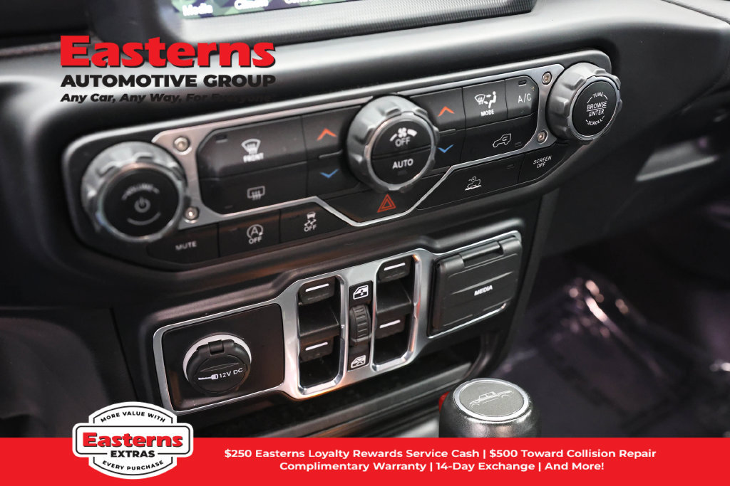 Used 2021 Jeep Gladiator Overland AWD/4WD image 19