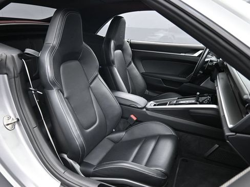 Certified 2021 Porsche 911 Turbo S AWD/4WD image 28