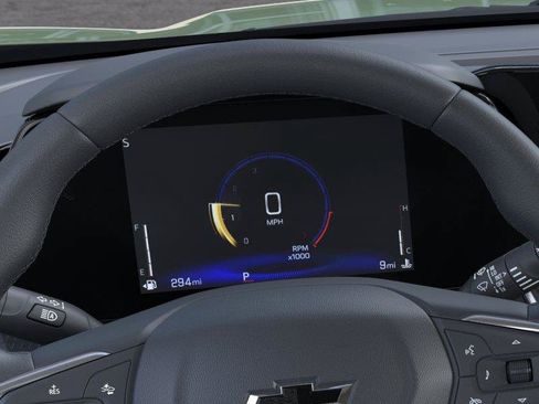 New 2026 Chevrolet Trax ACTIV w/ Sunroof Package FWD image 18