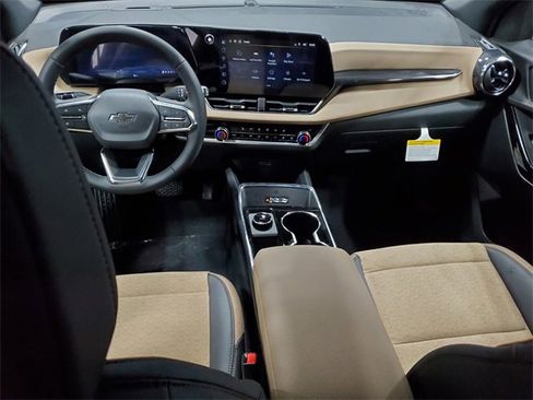 New 2026 Chevrolet Equinox ACTIV image 22