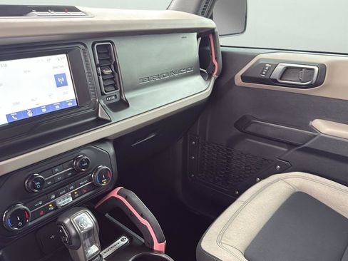 Used 2022 Ford Bronco Big Bend image 20
