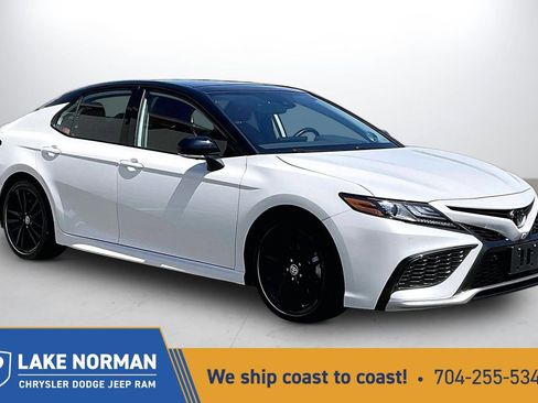 Used 2023 Toyota Camry XSE w/ Navigation Package AWD/4WD image 1
