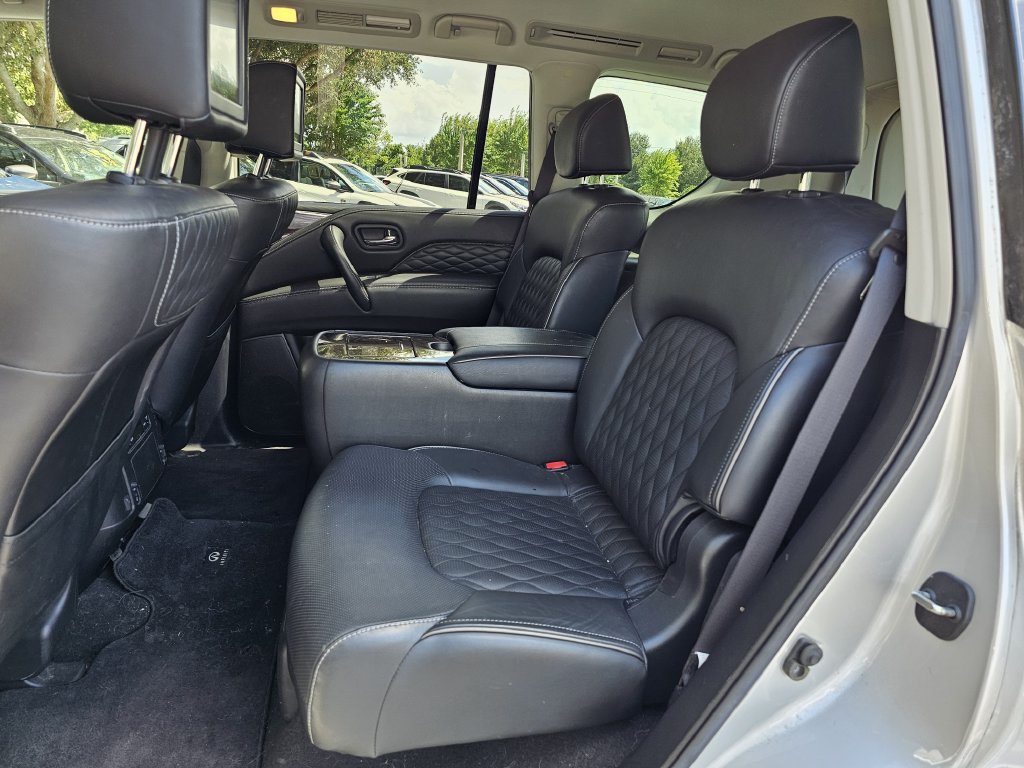 Used 2018 INFINITI QX80 4WD w/ Deluxe Technology Package image 16