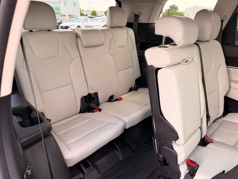 Used 2022 Kia Telluride EX FWD image 24