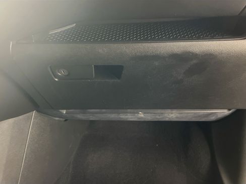 Used 2022 Nissan Pathfinder SV FWD image 34