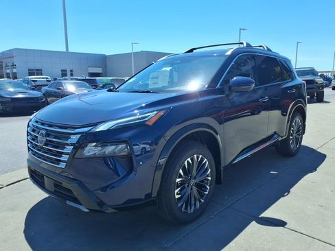 New 2026 Nissan Rogue Platinum AWD/4WD image 4