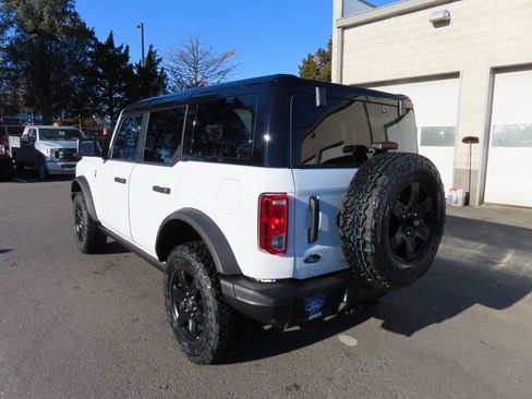 New 2025 Ford Bronco Big Bend w/ Black Diamond Package image 6