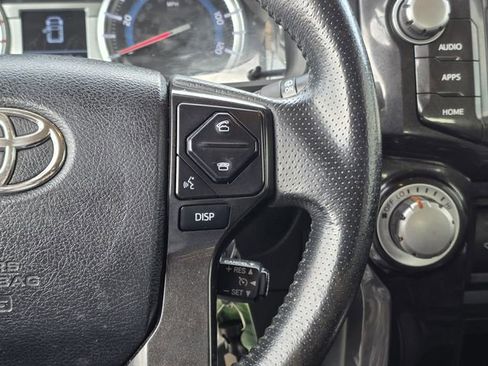 Used 2018 Toyota 4Runner TRD Off-Road Premium image 26