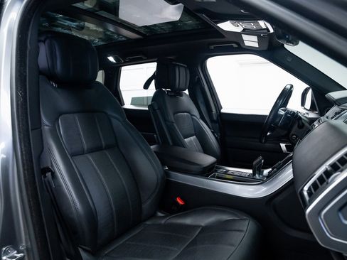 Used 2019 Land Rover Range Rover Sport HSE Dynamic image 25