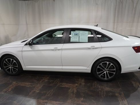 Used 2023 Volkswagen Jetta Sport FWD image 8