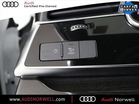 Certified 2025 Audi Q7 2.0T Premium w/ Convenience Package image 29