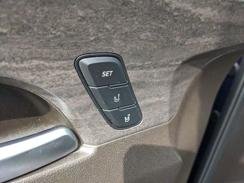 Used 2020 Hyundai Santa Fe Limited image 19