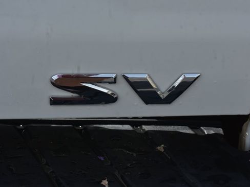 Used 2023 Nissan Titan SV RWD image 7