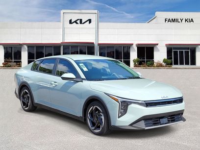 New 2026 Kia K4 EX