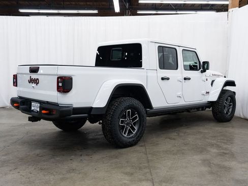 New 2026 Jeep Gladiator Mojave image 6