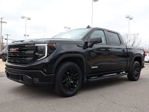 Used 2024 GMC Sierra 1500 Elevation image 7