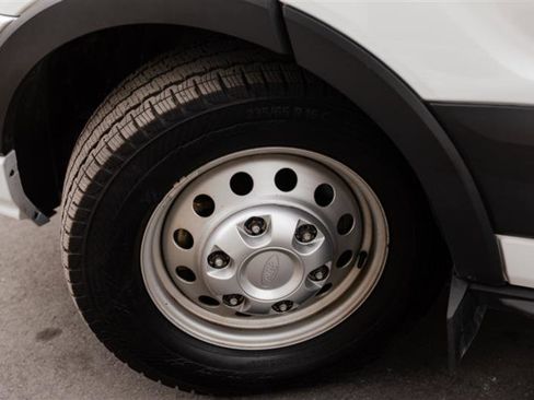 Used 2024 Ford Transit 350 XLT image 43