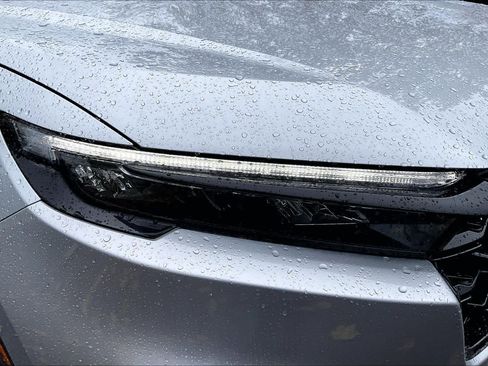 Used 2025 Honda CR-V Sport Touring image 29