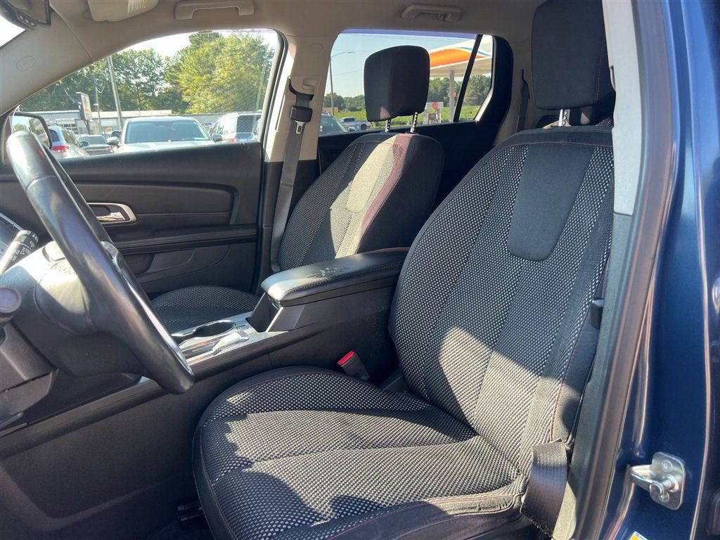 Used 2017 GMC Terrain SLE w/ Chrome Edition FWD image 6