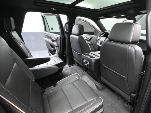 Used 2021 GMC Yukon SLT w/ SLT Luxury Plus Package AWD/4WD image 53