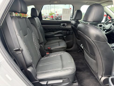 Used 2023 Kia Sorento SX AWD/4WD image 27