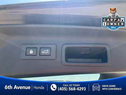 Used 2025 Subaru Forester Premium AWD/4WD image 18