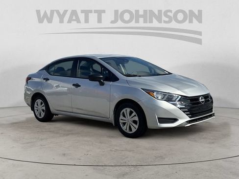 Used 2024 Nissan Versa S w/ Trunk Package FWD image 7