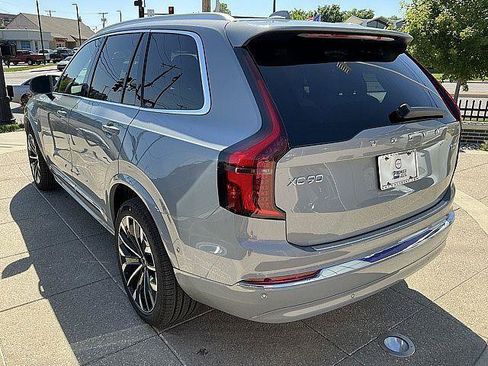 New 2026 Volvo XC90 T8 Plus w/ Protection Package AWD/4WD image 10