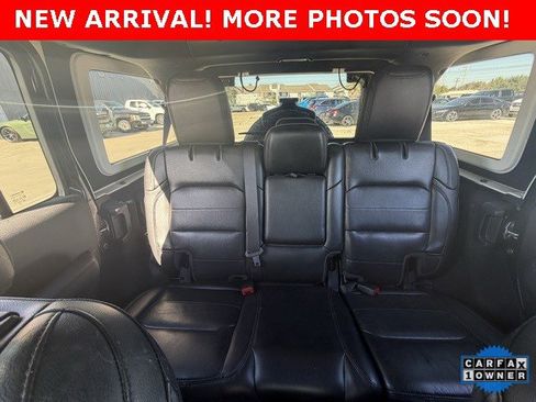 Used 2021 Jeep Wrangler Unlimited Sahara image 8