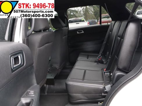 Used 2017 Ford Explorer 4WD Police Interceptor image 15