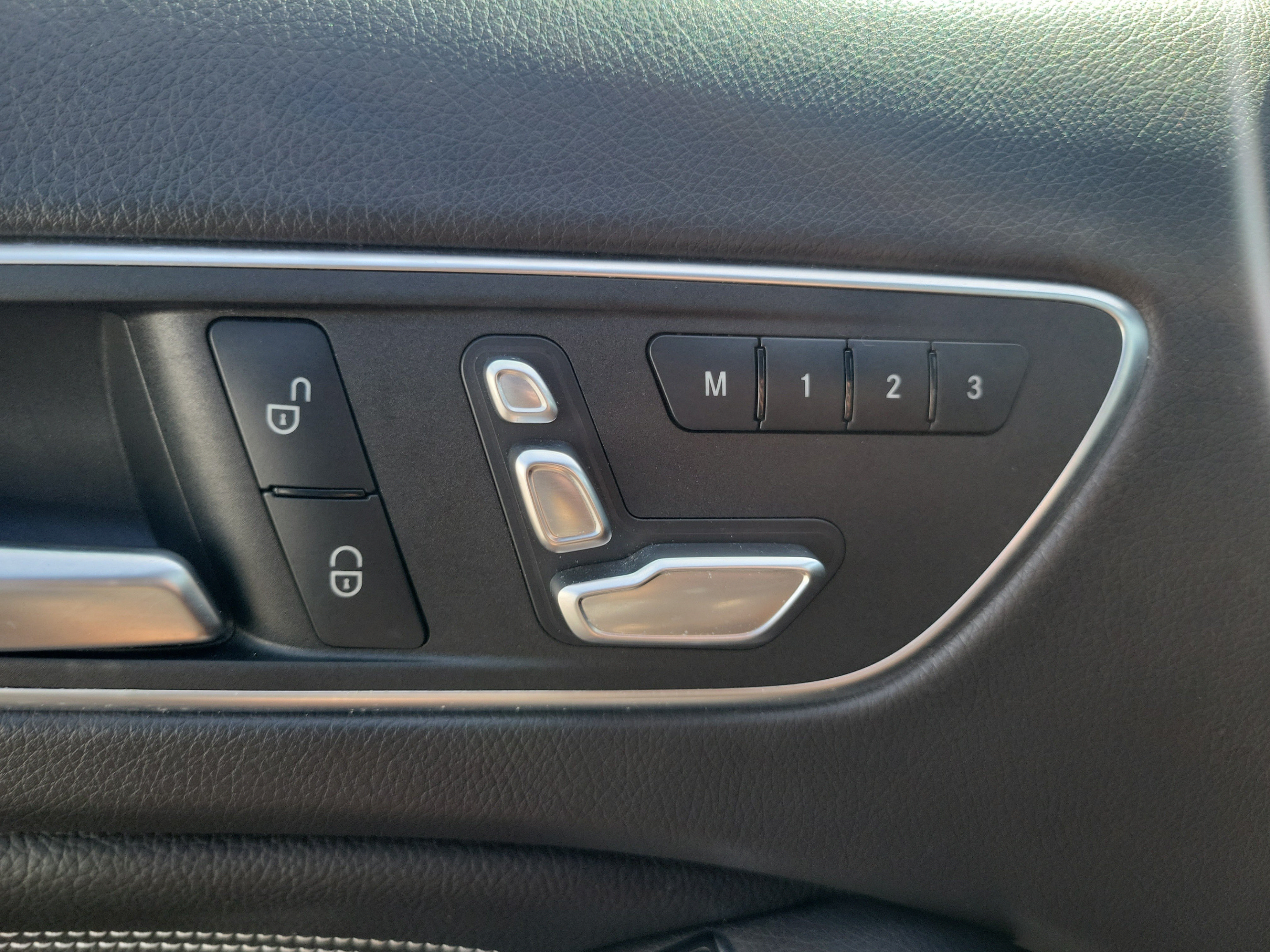 Used 2019 Mercedes-Benz GLA 250 image 26