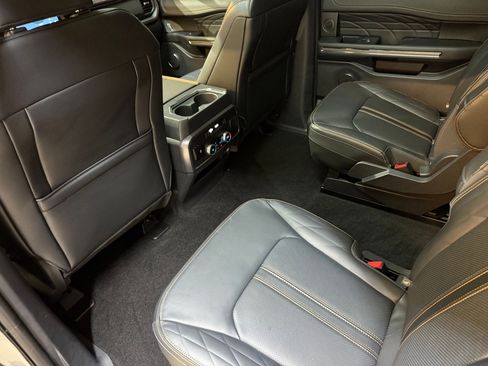Used 2023 Ford Expedition Max Platinum image 44