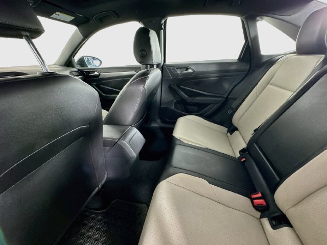 Used 2020 Volkswagen Jetta R-Line FWD image 22
