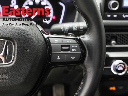 Used 2022 Honda Civic Sport image 16