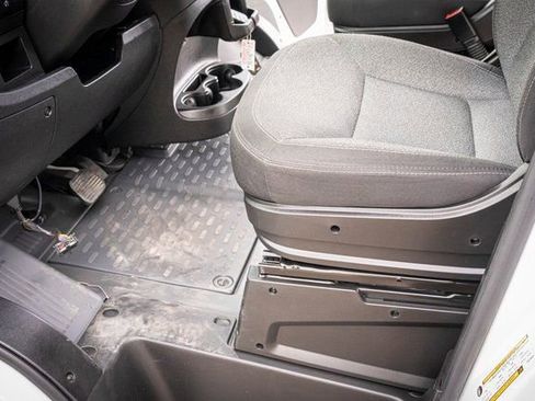 Used 2023 RAM ProMaster 2500 w/ Convenience Group image 13