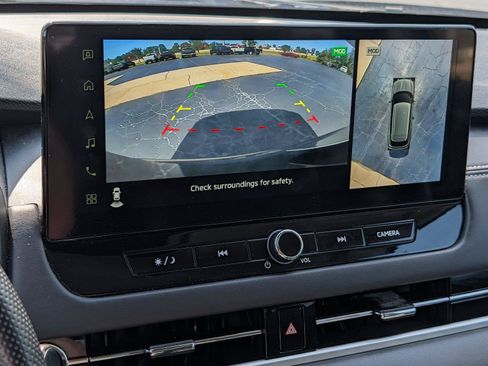 Used 2025 Mitsubishi Outlander SE FWD image 17