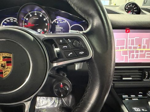 Used 2021 Porsche Cayenne Coupe AWD/4WD image 16